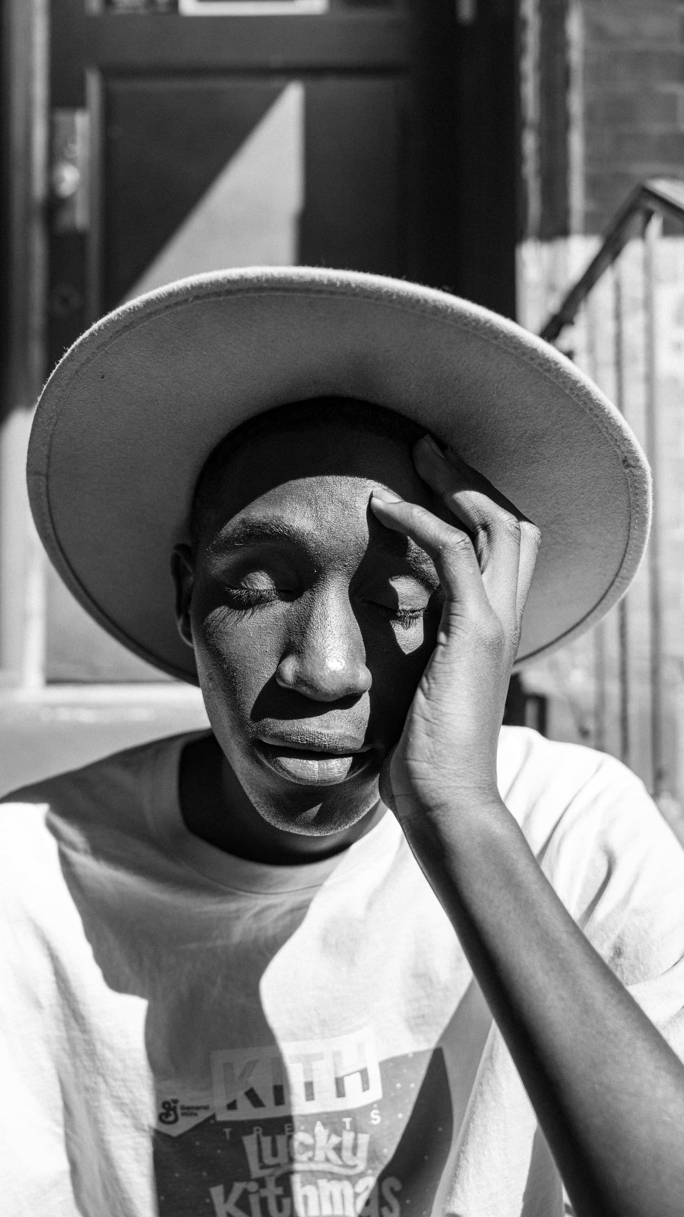 Joe West — editorial portrait session on a Williamsburg brownstone stoop, Brooklyn, New York City — portrait photography by Chauncey Scott