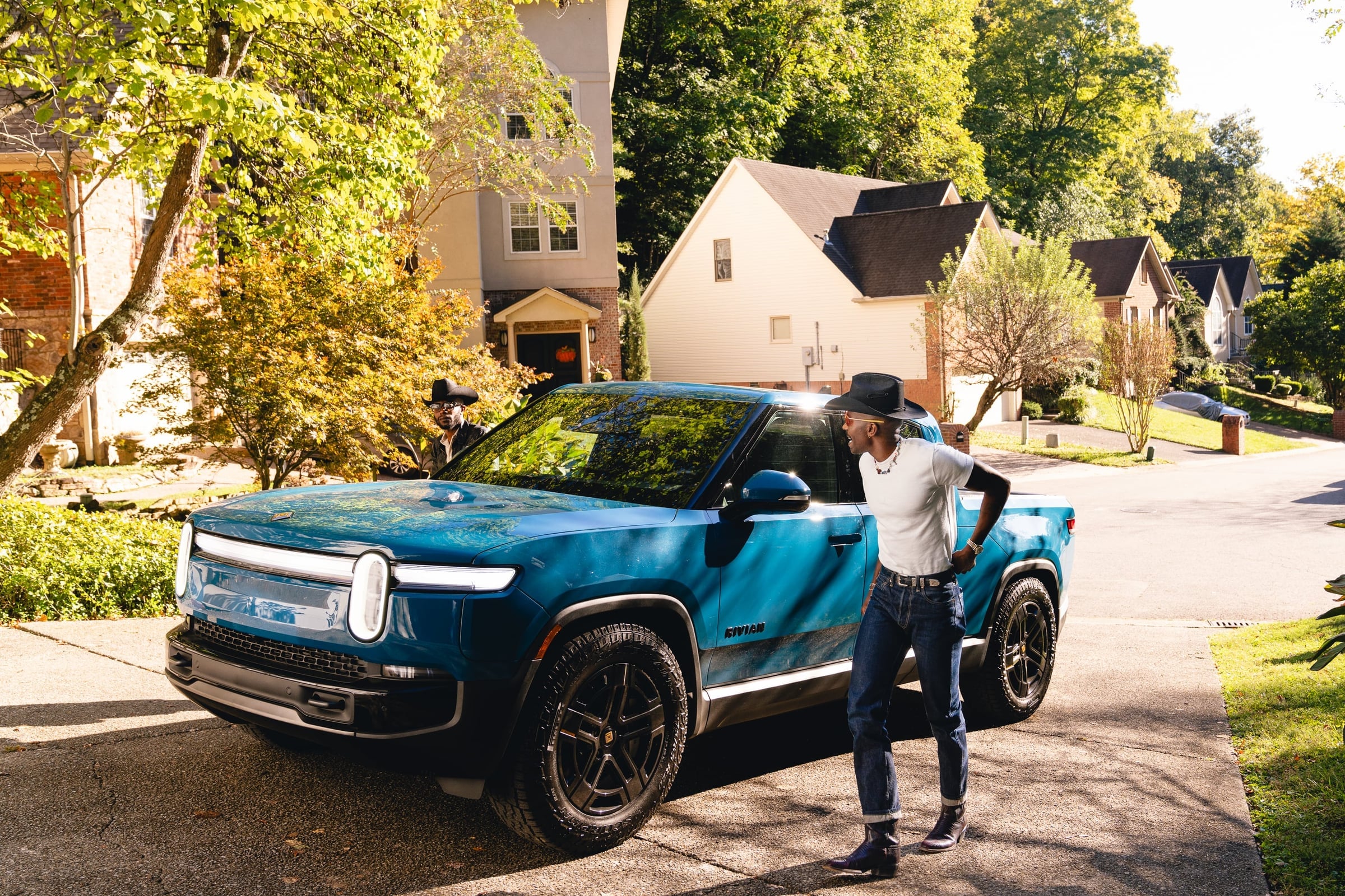 Rivian R1T custom blue truck — automotive commercial campaign, Nashville, Tennessee — commercial photography by Chauncey Scott